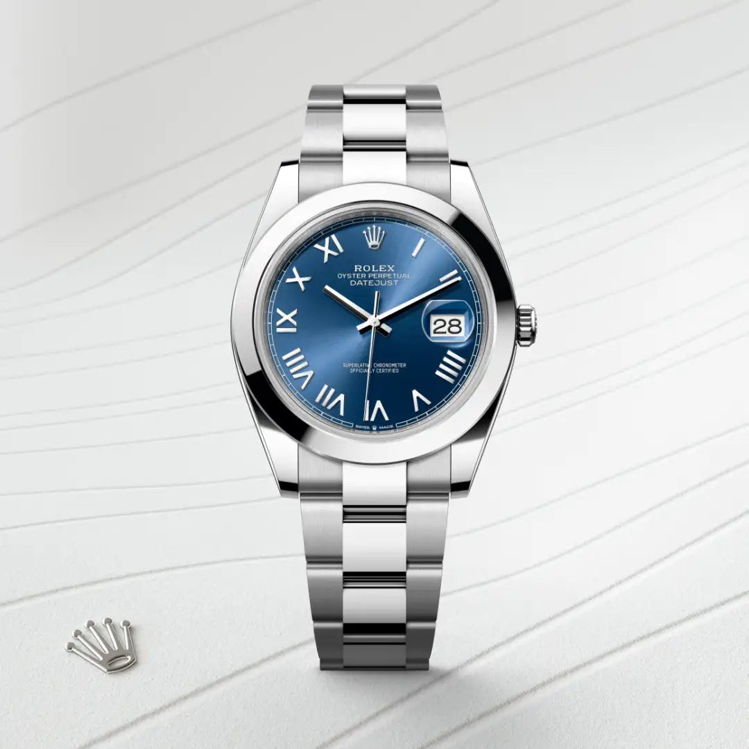 Rolex Datejust 41 in Oystersteel with a Bright blue dial, Smooth bezel, Oyster, three-piece solid links bracelet