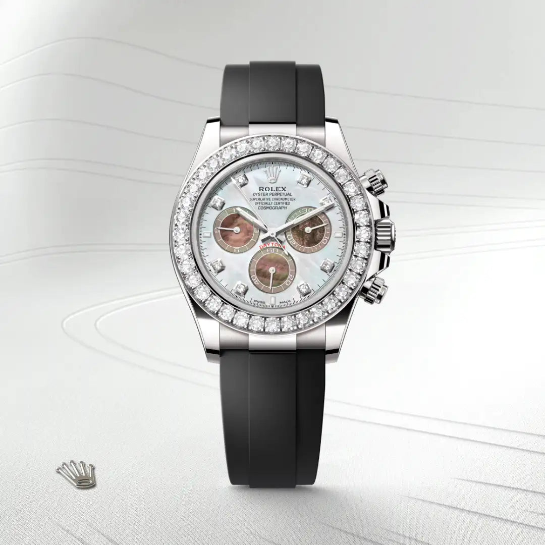 Rolex Cosmograph Daytona in 18 ct white gold with a White and black mother-of-pearl set with diamonds dial, Set with diamonds bezel, Oysterflex bracelet
