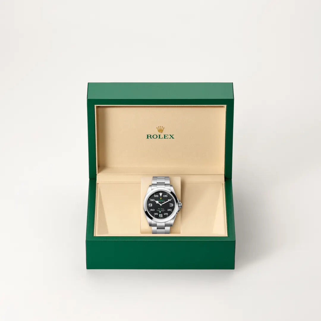 Rolex Air-King in Oystersteel with a Black dial, Smooth bezel, Oyster, three-piece solid links bracelet