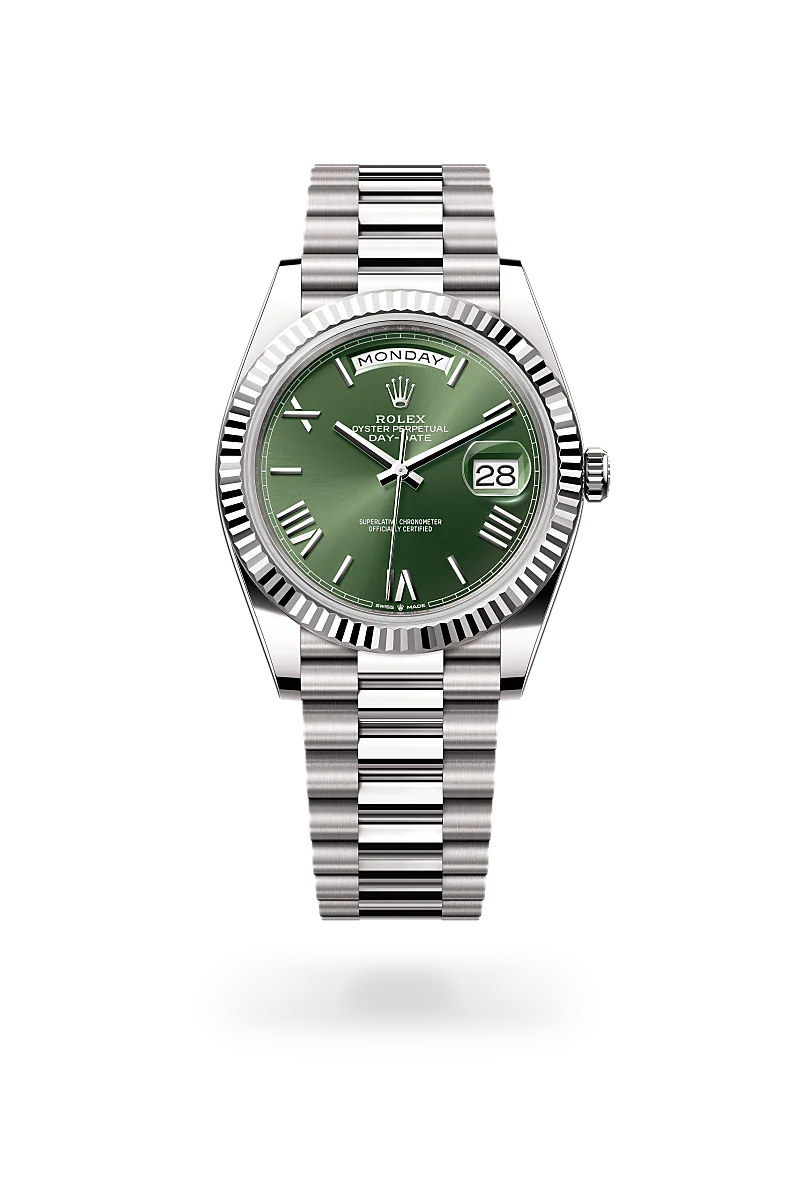 Rolex Day-Date 40 in 18 ct white gold with a Olive green dial, Fluted bezel, President, semi-circular three-piece links bracelet