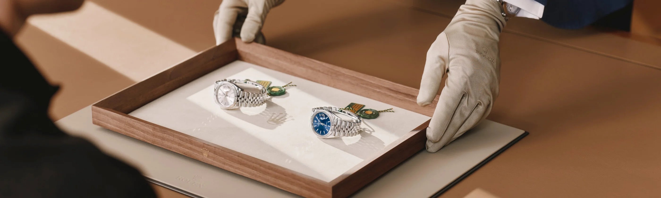 Rolex Send us a message