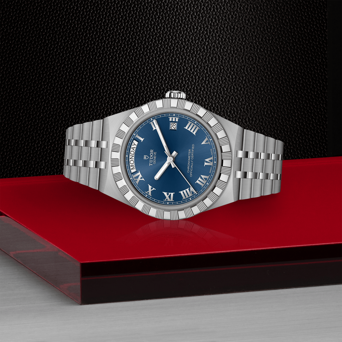 TUDOR Royal 40mm Swiss automatic watch with blue dial and five-link stainless steel bracelet