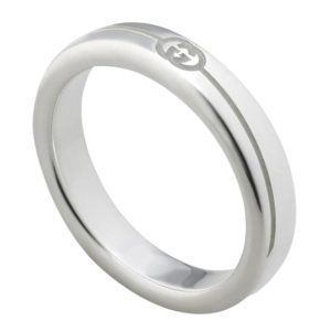 Gucci Tag 4mm ring with interlocking GG in silver.